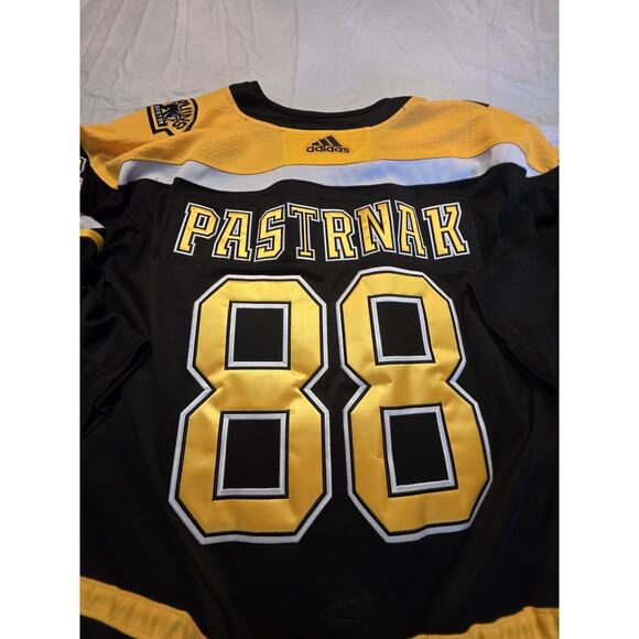 David Pastrnak Boston Bruins Retro Authentic Hockey Jersey  Boston Bruins Men\'s Size 52 Adidas Authentic Pastrnak Hockey Jersey #88